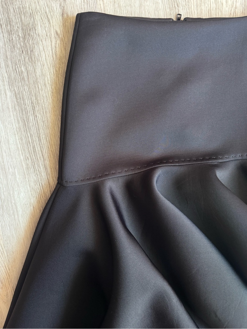 Cynthia Rowley Black Asymmetrical Bonded Ruffle Flounce Skirt Unique Sz 0, Small - Picture 6 of 13
